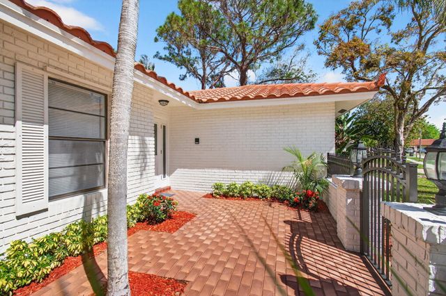 2453 NW 26th Circle, Boca Raton, FL 33431