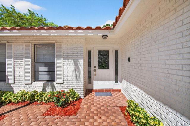 2453 NW 26th Circle, Boca Raton, FL 33431