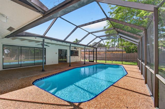 2453 NW 26th Circle, Boca Raton, FL 33431