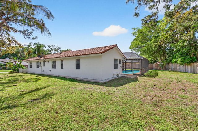 2453 NW 26th Circle, Boca Raton, FL 33431