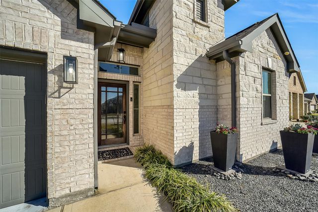 13642 Giant Panda Bear Avenue, Crosby, TX 77532