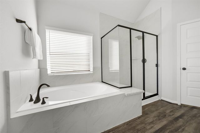 13642 Giant Panda Bear Avenue, Crosby, TX 77532