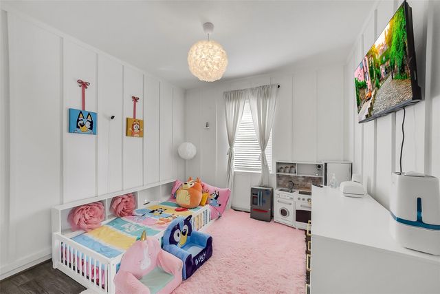 13642 Giant Panda Bear Avenue, Crosby, TX 77532