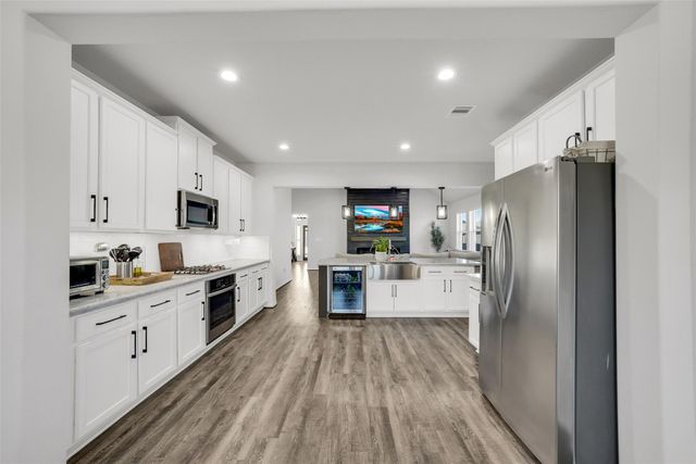 13642 Giant Panda Bear Avenue, Crosby, TX 77532