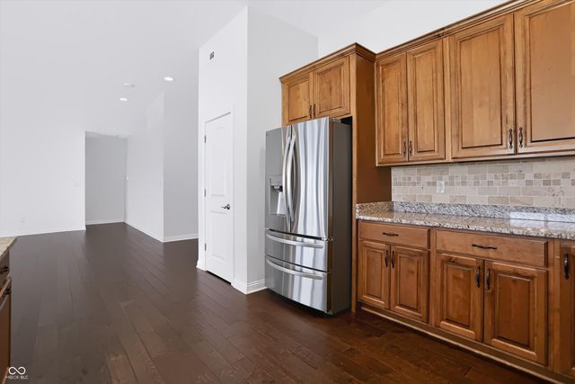 4581 Lexington Row, Greenwood, IN 46143