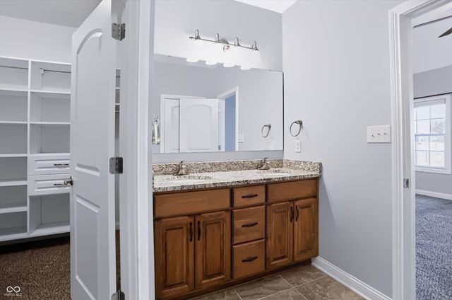 4581 Lexington Row, Greenwood, IN 46143