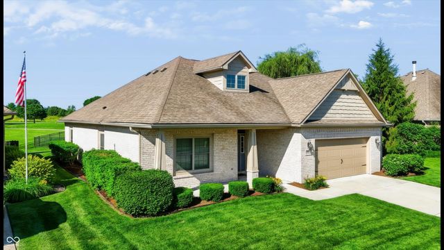 4581 Lexington Row, Greenwood, IN 46143