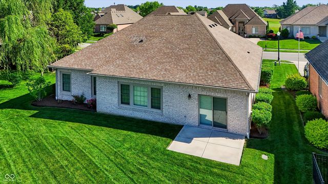 4581 Lexington Row, Greenwood, IN 46143