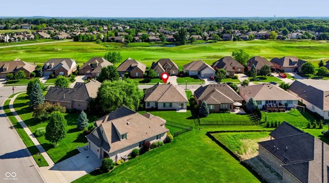 4581 Lexington Row, Greenwood, IN 46143