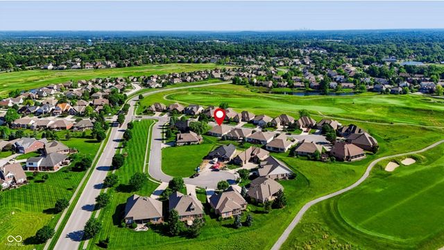 4581 Lexington Row, Greenwood, IN 46143