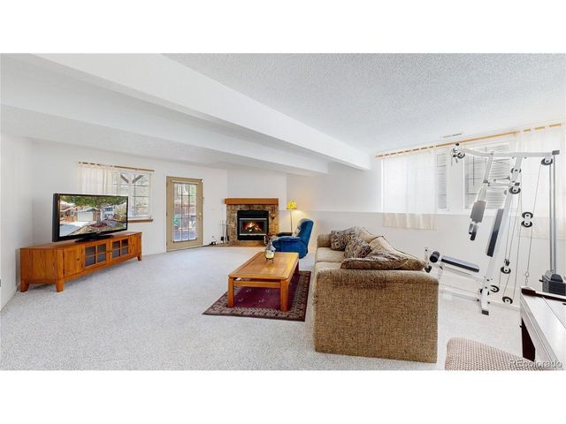 3663 S Flanders St, Aurora, CO 80013