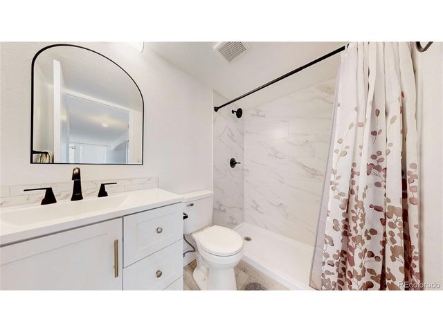 3663 S Flanders St, Aurora, CO 80013