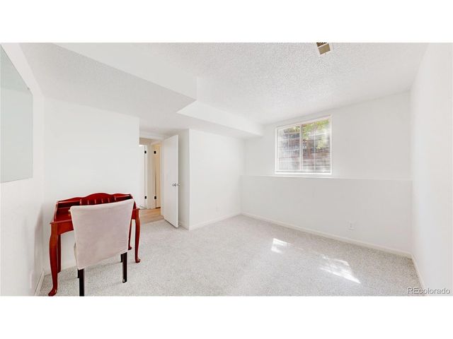 3663 S Flanders St, Aurora, CO 80013