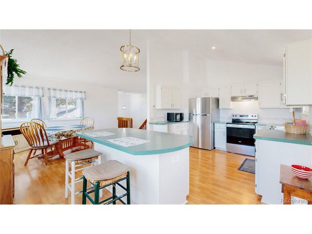 3663 S Flanders St, Aurora, CO 80013