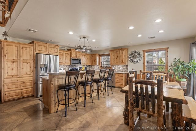 73785 S 340 Road, Wagoner, OK 74467