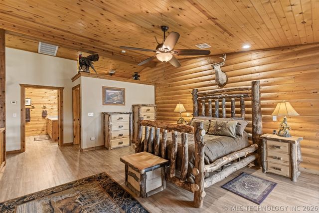 73785 S 340 Road, Wagoner, OK 74467