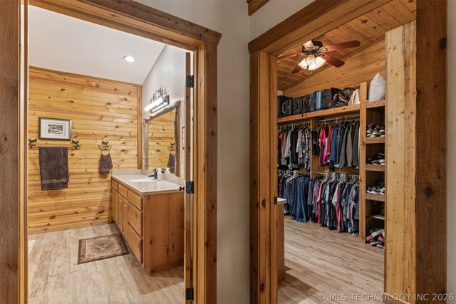 73785 S 340 Road, Wagoner, OK 74467