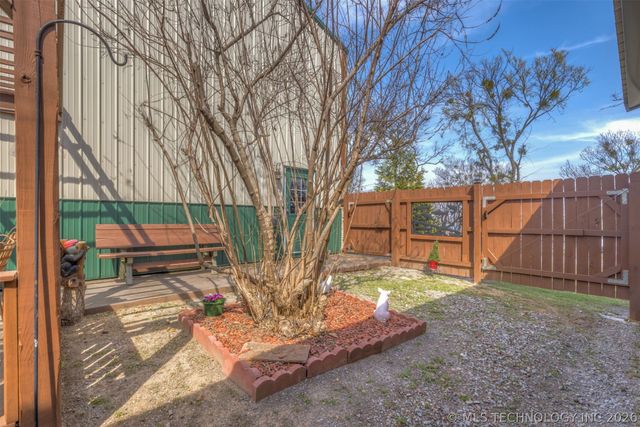 73785 S 340 Road, Wagoner, OK 74467