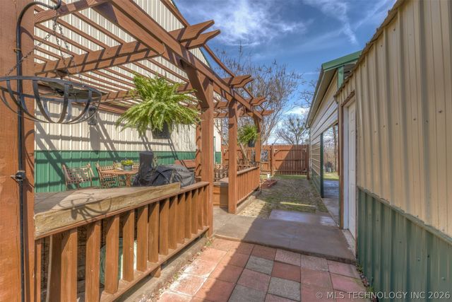 73785 S 340 Road, Wagoner, OK 74467