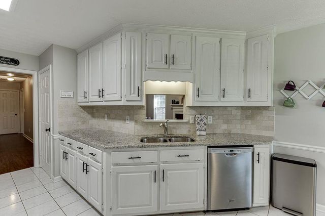 2005 HUNTINGTON HILL Trace, Buford, GA 30519