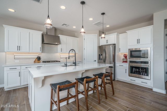 20264 W CAMPBELL Avenue, Litchfield Park, AZ 85340