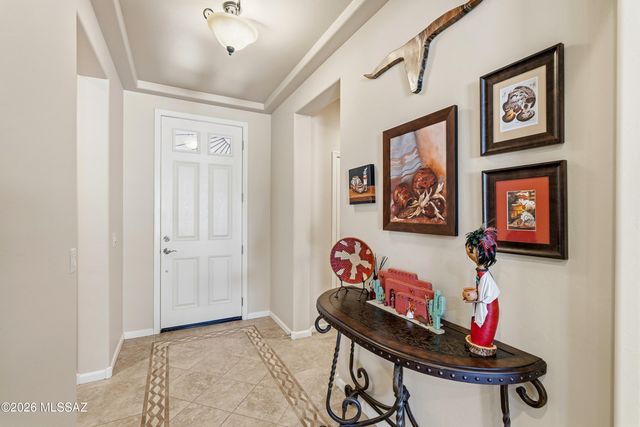 2209 E Bluejay Bluff Lane, Green Valley, AZ 85614