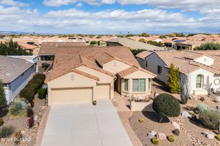 2209 E Bluejay Bluff Lane, Green Valley, AZ 85614