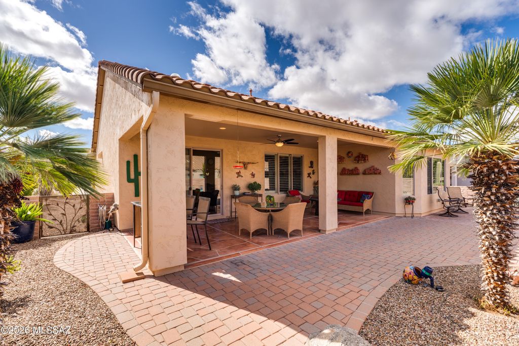 Image 45 of property listing at 2209 E Bluejay Bluff Lane, Green Valley, AZ 85614