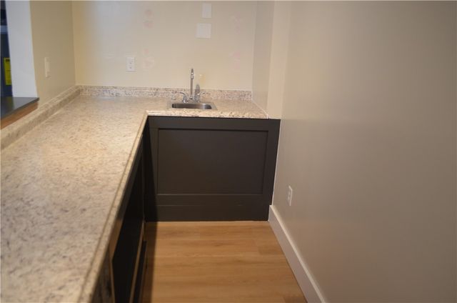 515 Galileo Dr, Rostraver, PA 15012