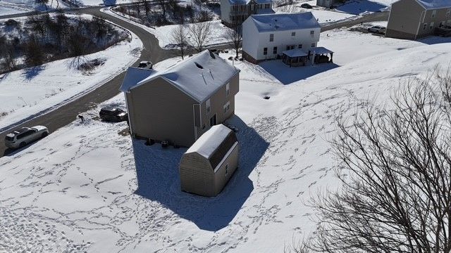 515 Galileo Dr, Rostraver, PA 15012