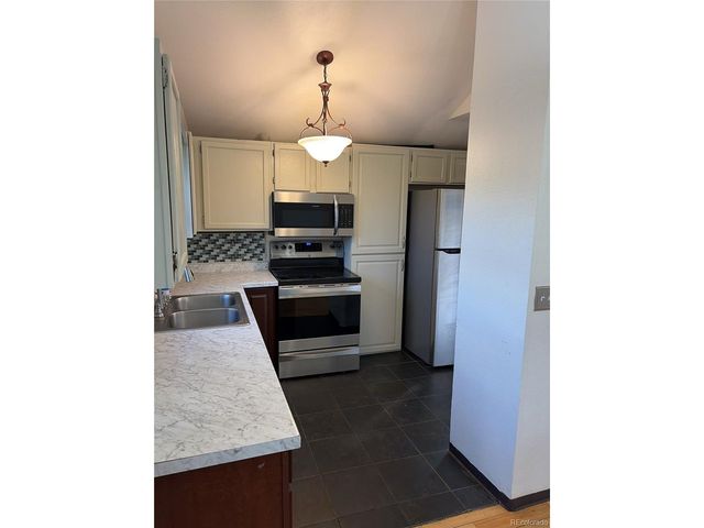 1020 S Zeno Way, Aurora, CO 80017