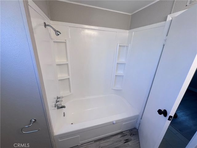 19127 Danbury, Hesperia, CA 92345