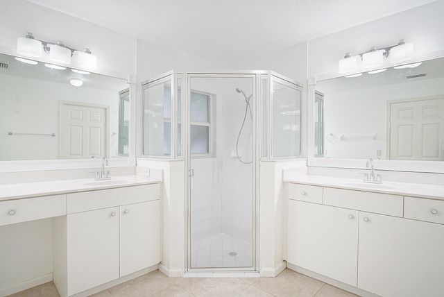 4483 SE Murray Cove Circle, Stuart, FL 34997