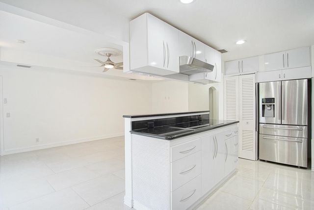 4483 SE Murray Cove Circle, Stuart, FL 34997