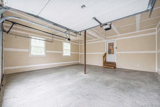 17 Holmes Avenue, Eastport, NY 11941