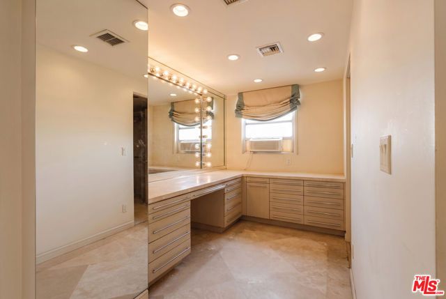 8787 Shoreham Drive 407, West Hollywood, CA 90069