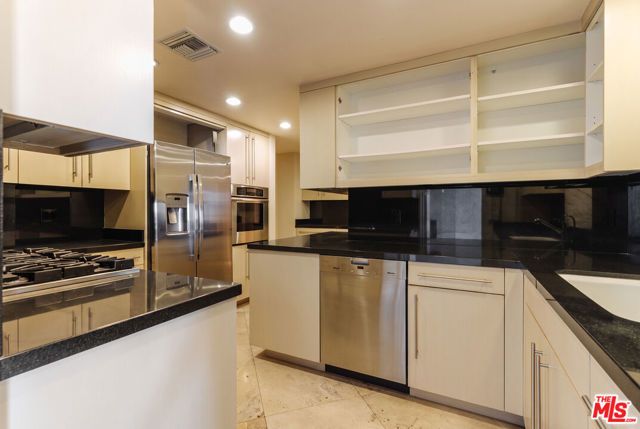 8787 Shoreham Drive 407, West Hollywood, CA 90069