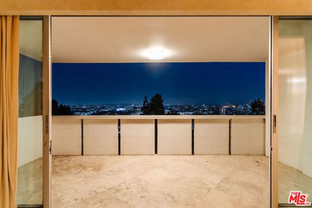 8787 Shoreham Drive 407, West Hollywood, CA 90069