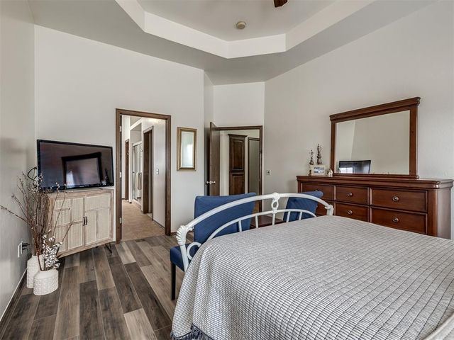 705 N White Tail Way, Mustang, OK 73064