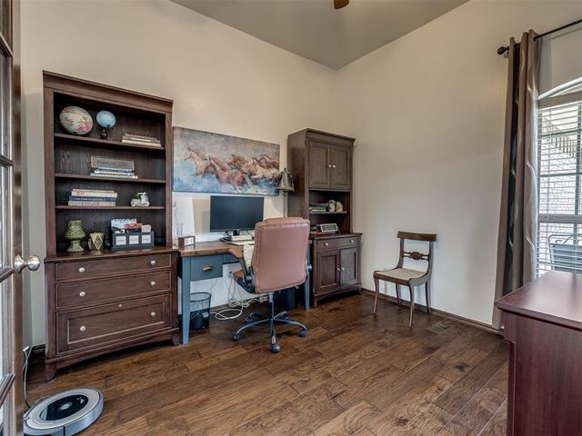 705 N White Tail Way, Mustang, OK 73064