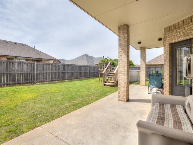 705 N White Tail Way, Mustang, OK 73064