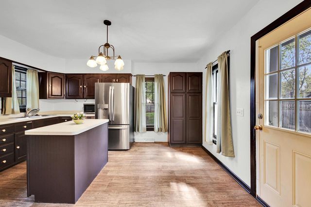 19 Elm STREET, Fort Atkinson, WI 53538