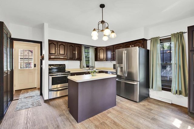 19 Elm STREET, Fort Atkinson, WI 53538