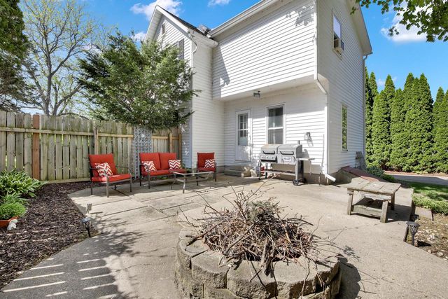19 Elm STREET, Fort Atkinson, WI 53538