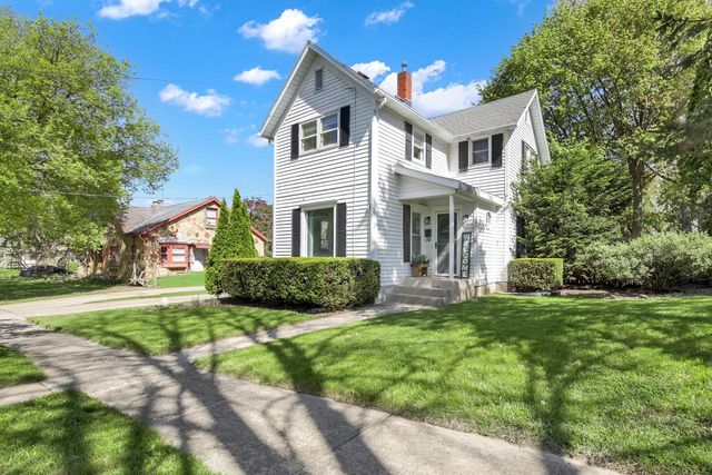 19 Elm STREET, Fort Atkinson, WI 53538