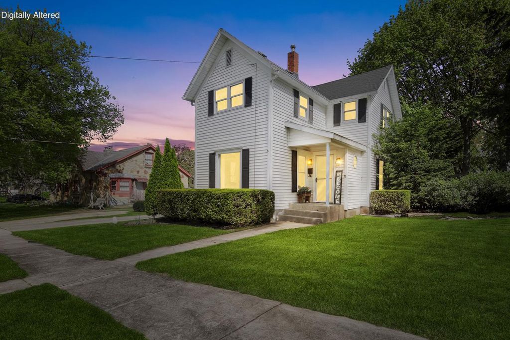 19 Elm STREET, Fort Atkinson, WI 53538