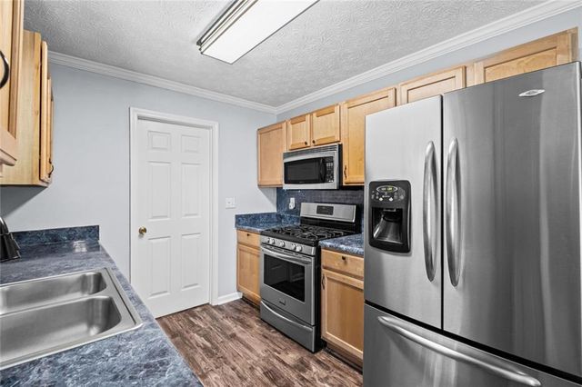 2708 Lake Park Ridge E, Acworth, GA 30101