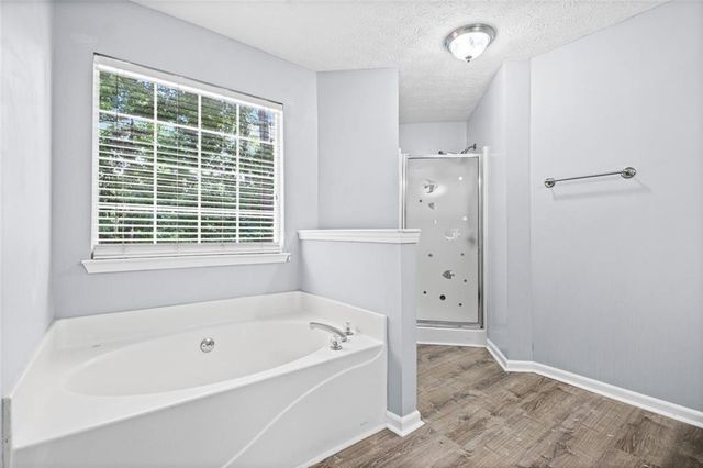 2708 Lake Park Ridge E, Acworth, GA 30101
