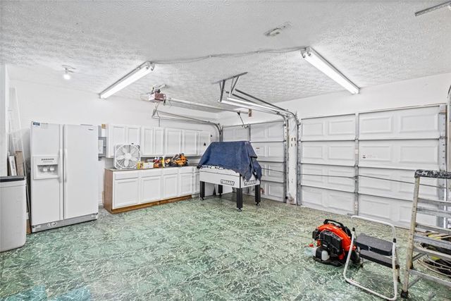 2708 Lake Park Ridge E, Acworth, GA 30101