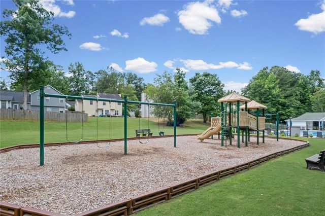 2708 Lake Park Ridge E, Acworth, GA 30101